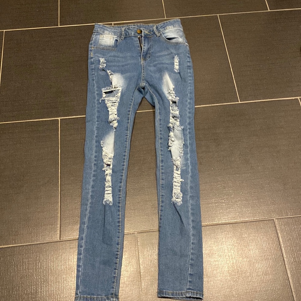 ripped jeans!